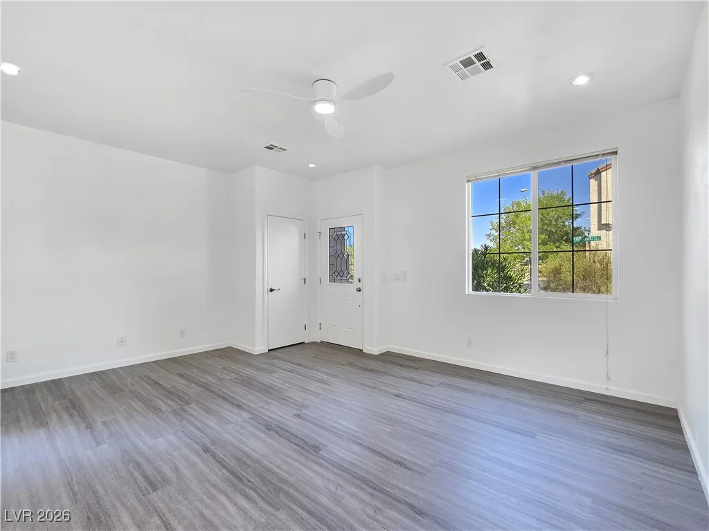 6599 Netherseal, Las Vegas, NV 89139