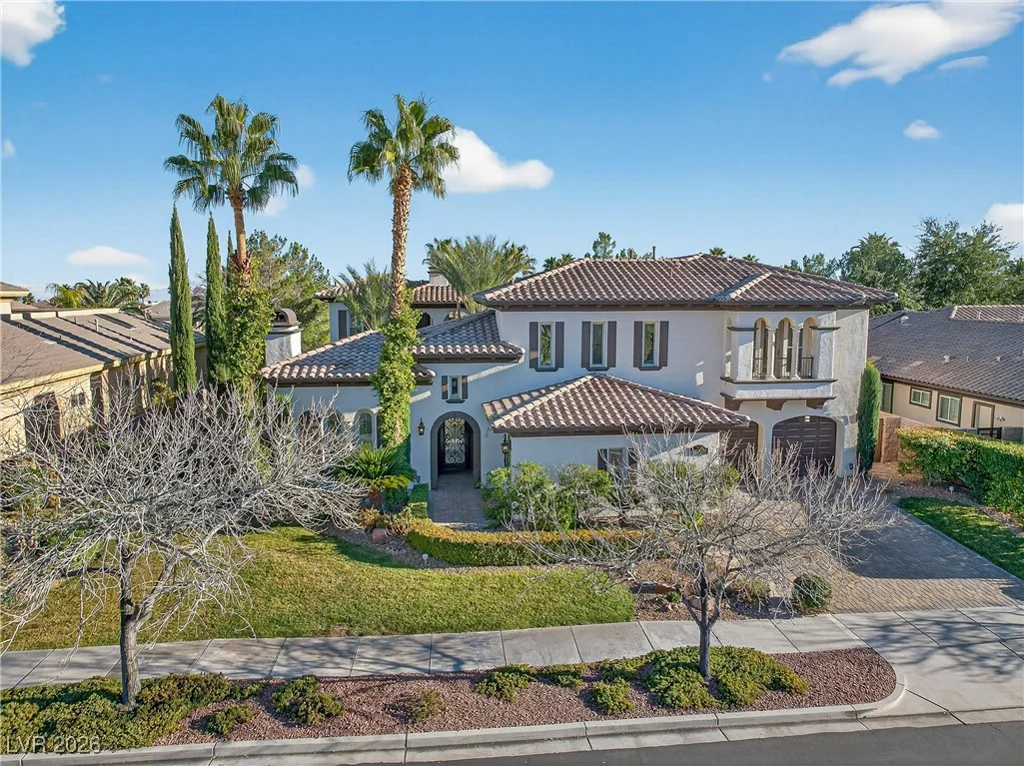 3050 American River, Las Vegas, NV 89135