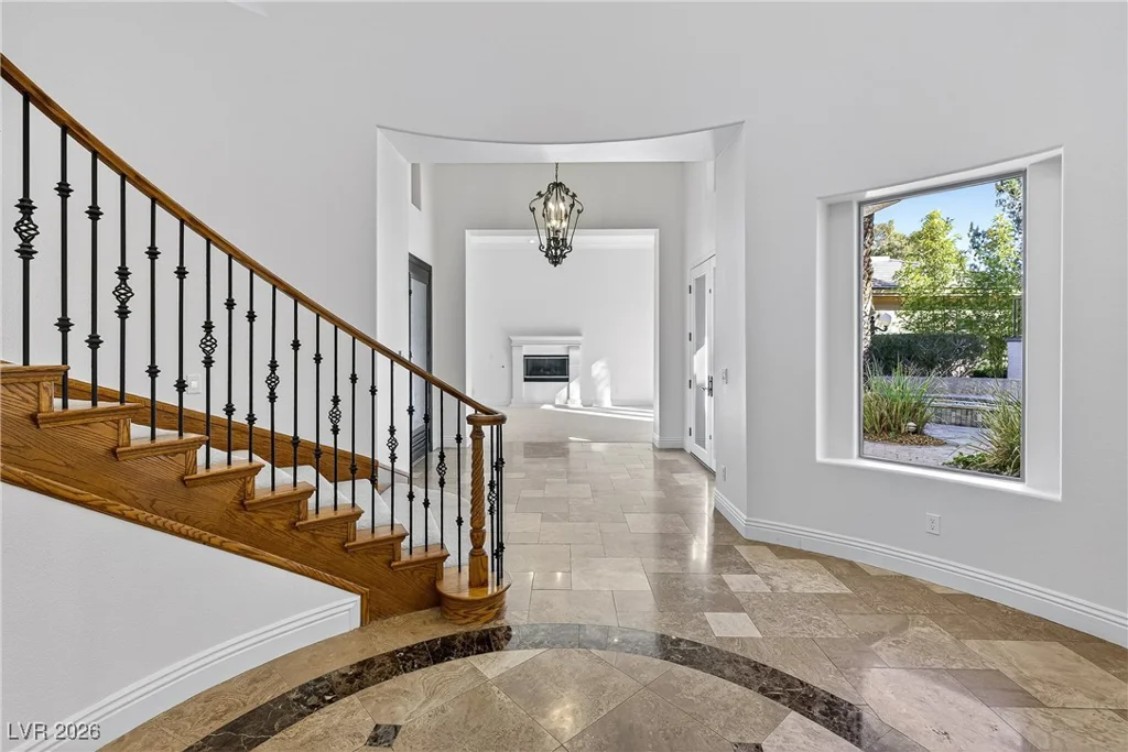 3050 American River, Las Vegas, NV 89135