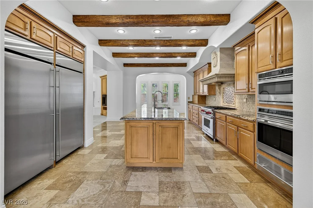 3050 American River, Las Vegas, NV 89135