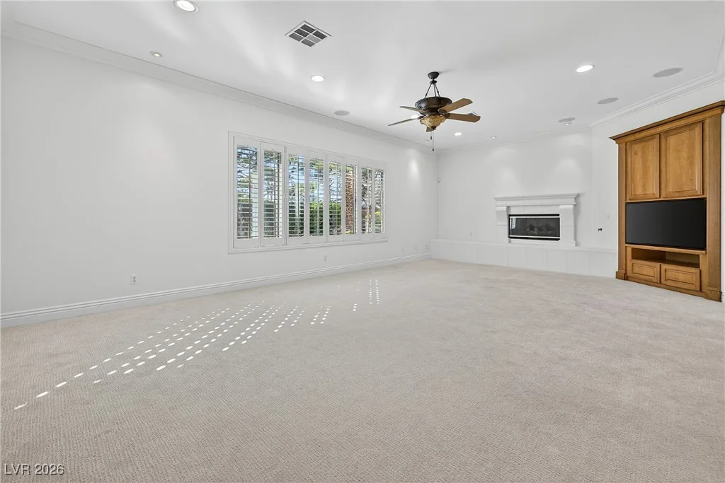3050 American River, Las Vegas, NV 89135