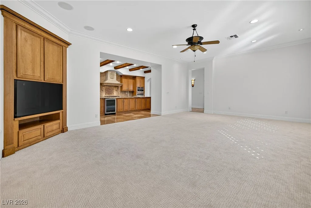 3050 American River, Las Vegas, NV 89135