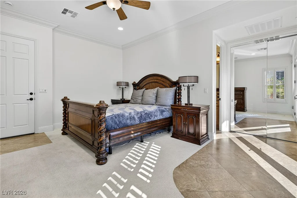 3050 American River, Las Vegas, NV 89135