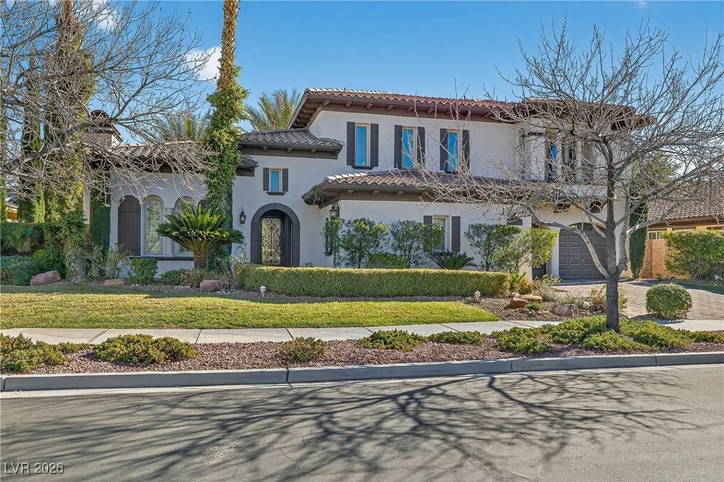 3050 American River, Las Vegas, NV 89135