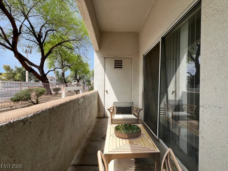 5650 Sahara, Las Vegas, NV 89142