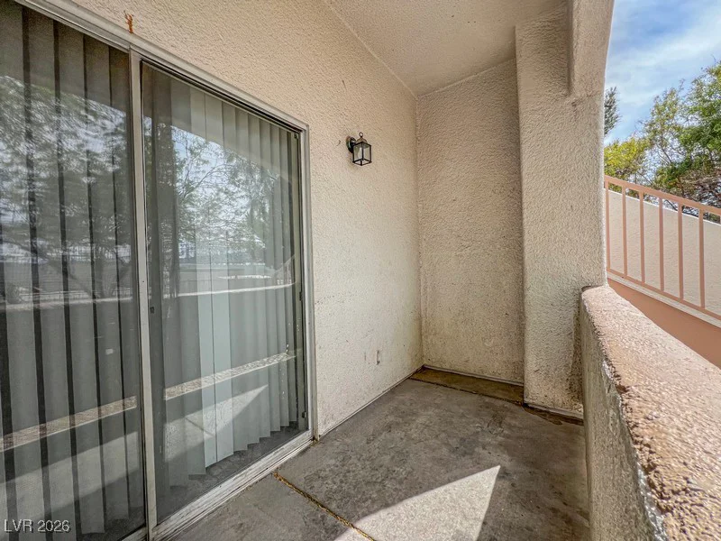 5650 Sahara, Las Vegas, NV 89142