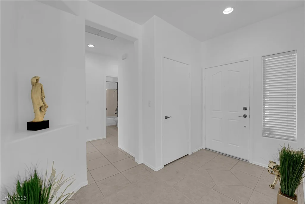 2323 Barbers Point, Las Vegas, NV 89134