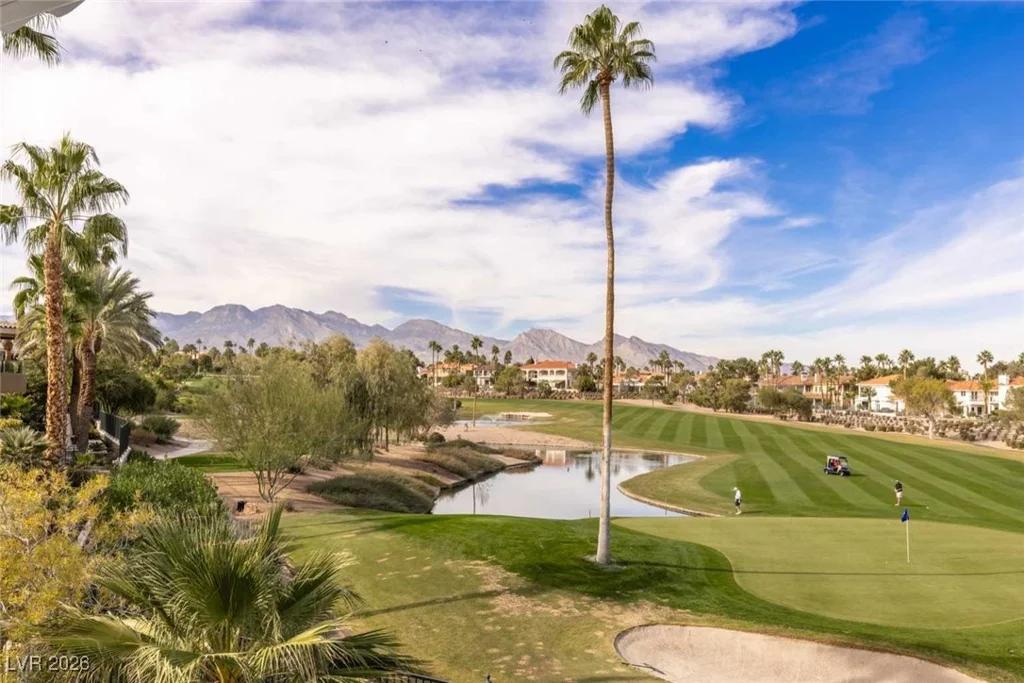 8600 Titleist, Las Vegas, NV 89117