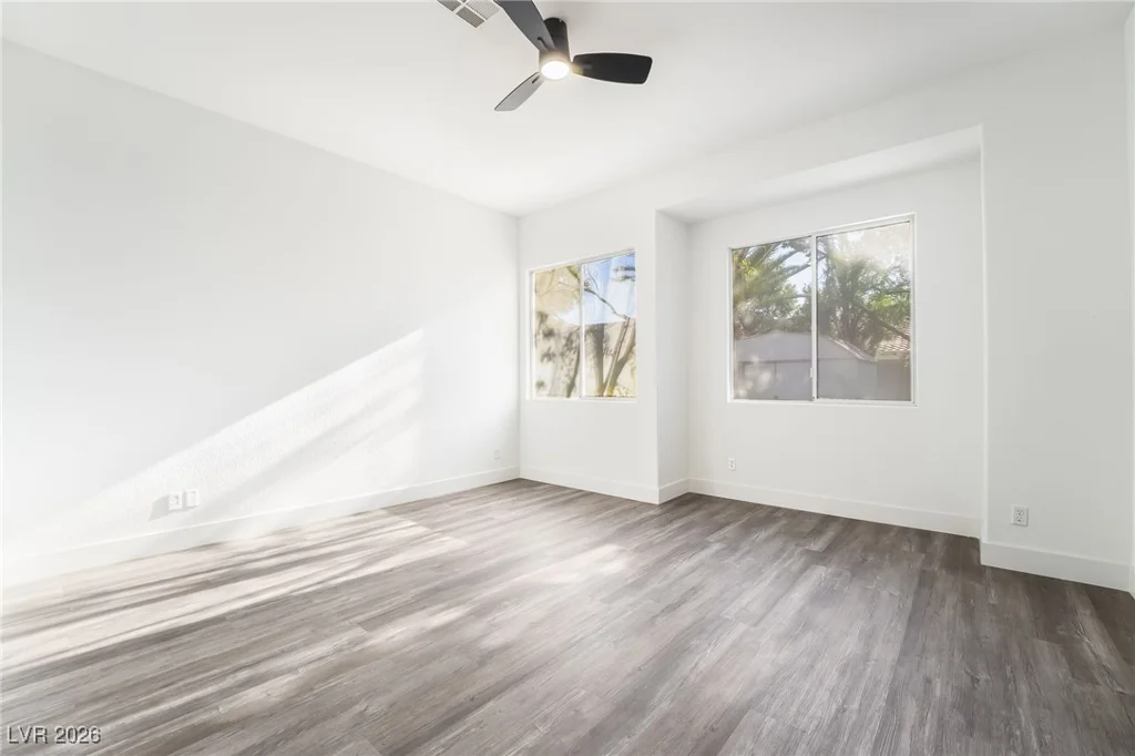 8880 Star Valley, Las Vegas, NV 89123