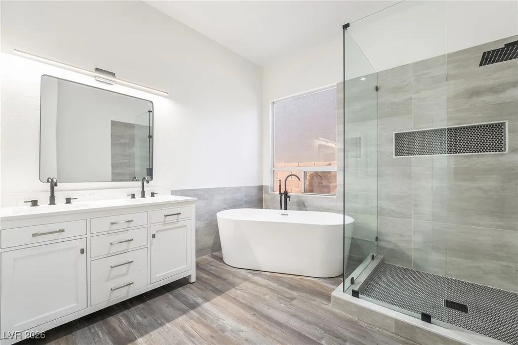 8880 Star Valley, Las Vegas, NV 89123