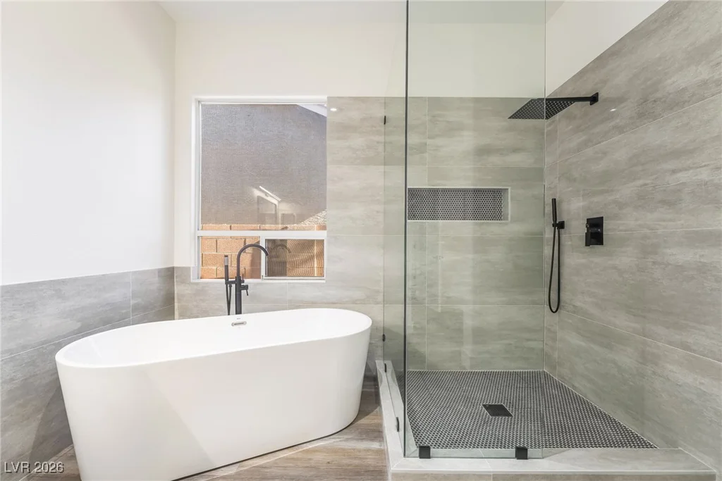8880 Star Valley, Las Vegas, NV 89123
