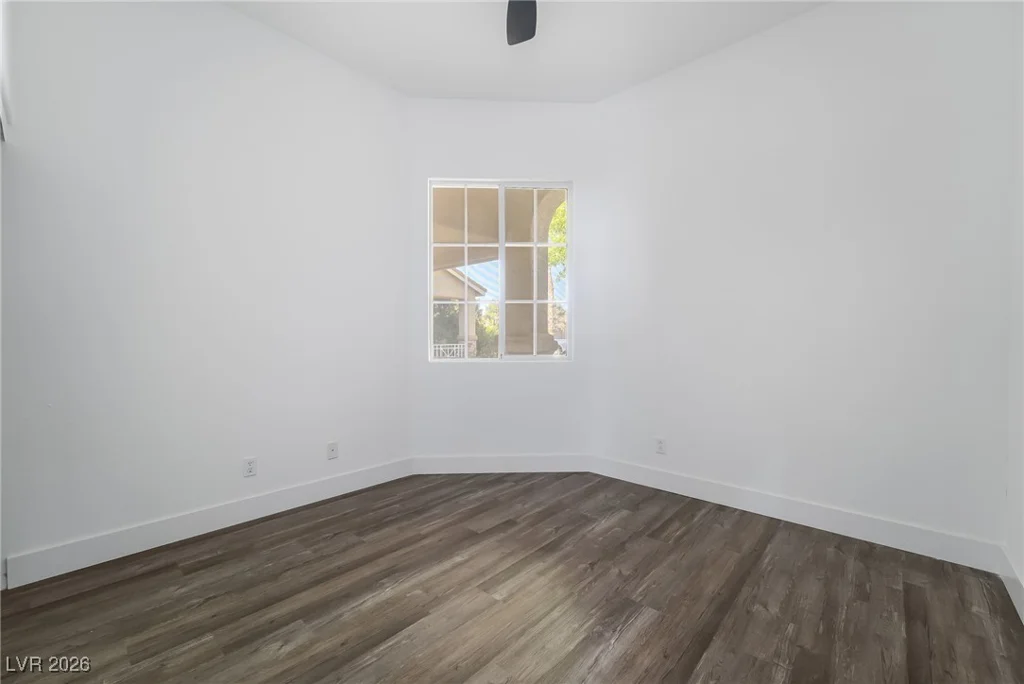 8880 Star Valley, Las Vegas, NV 89123