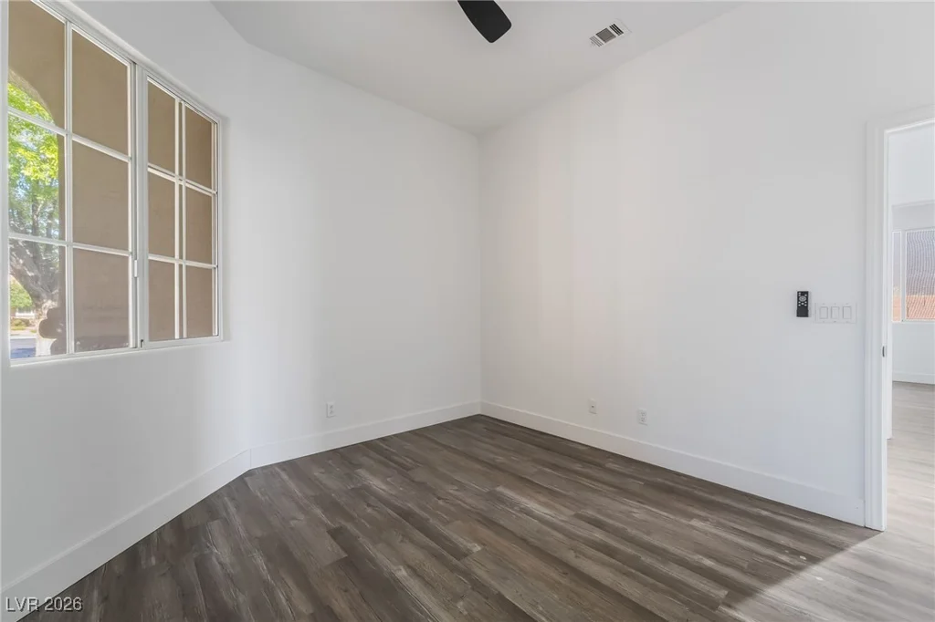 8880 Star Valley, Las Vegas, NV 89123