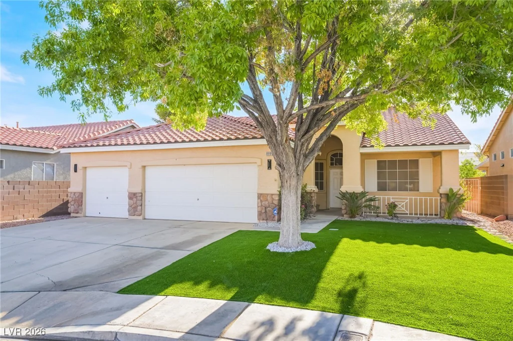 8880 Star Valley, Las Vegas, NV 89123