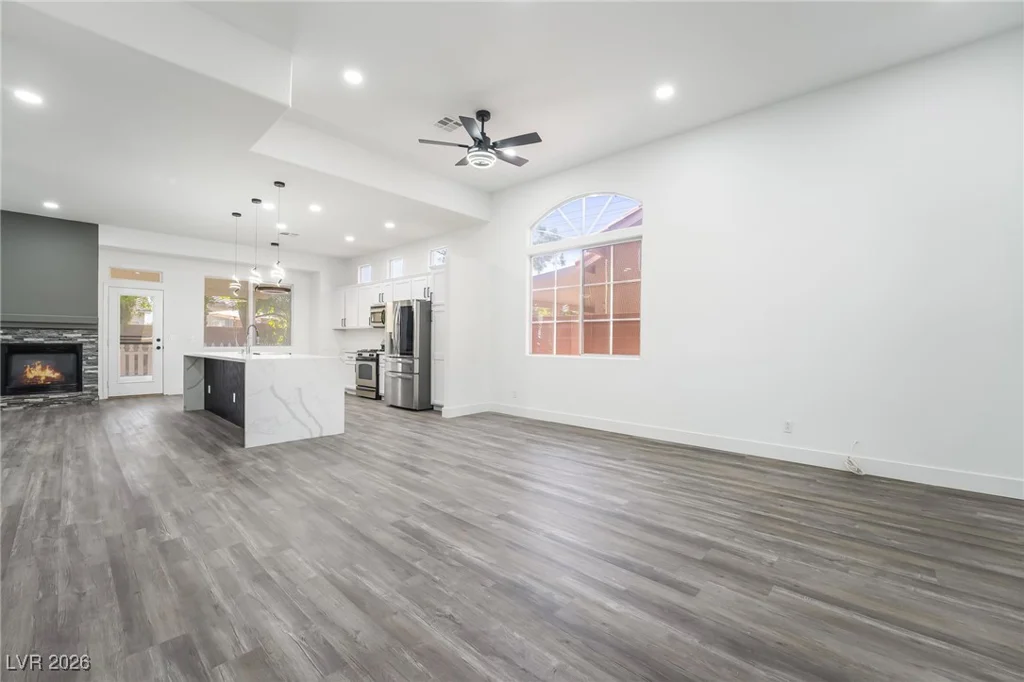 8880 Star Valley, Las Vegas, NV 89123
