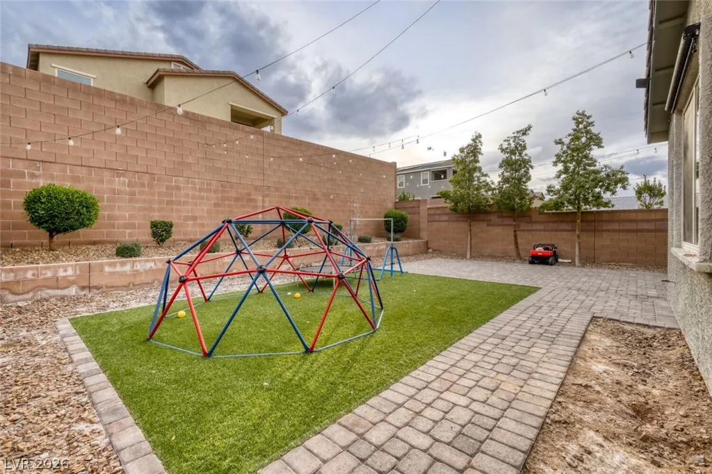 3135 Hazy Hills, Henderson, NV 89052