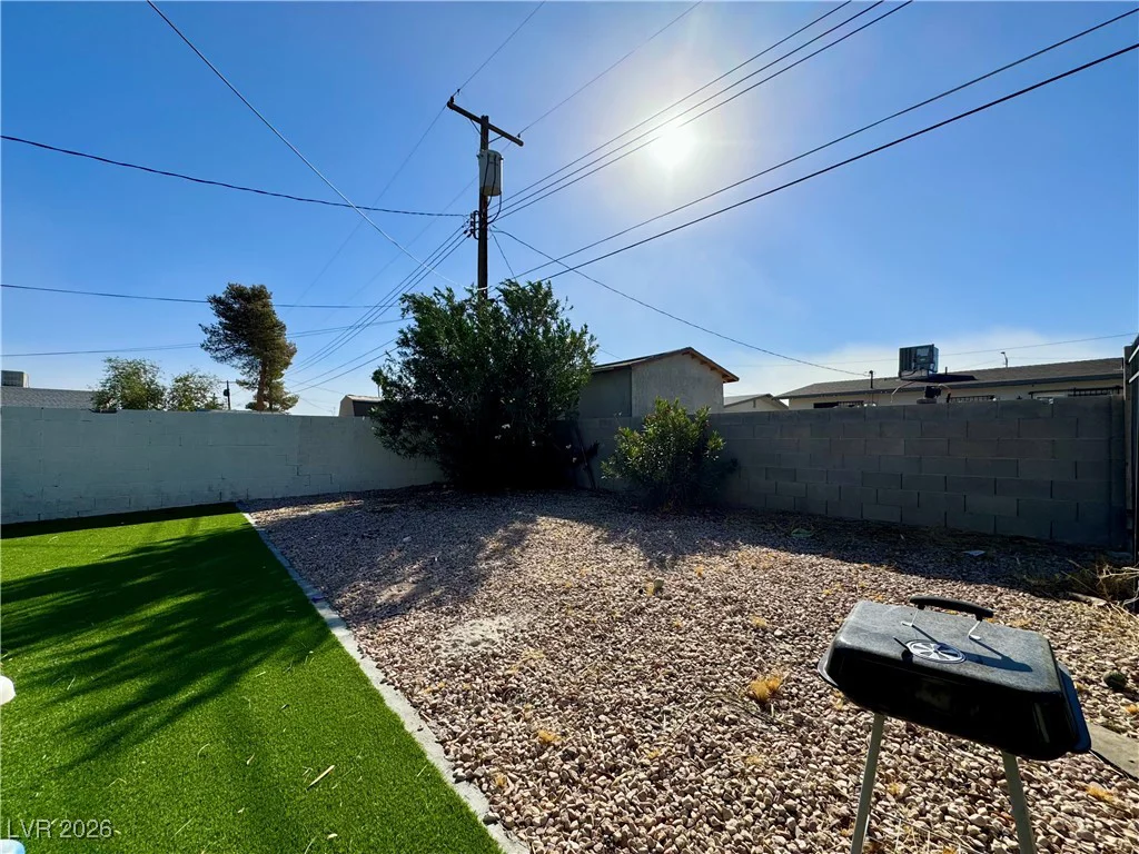 4911 Lana, Las Vegas, NV 89121