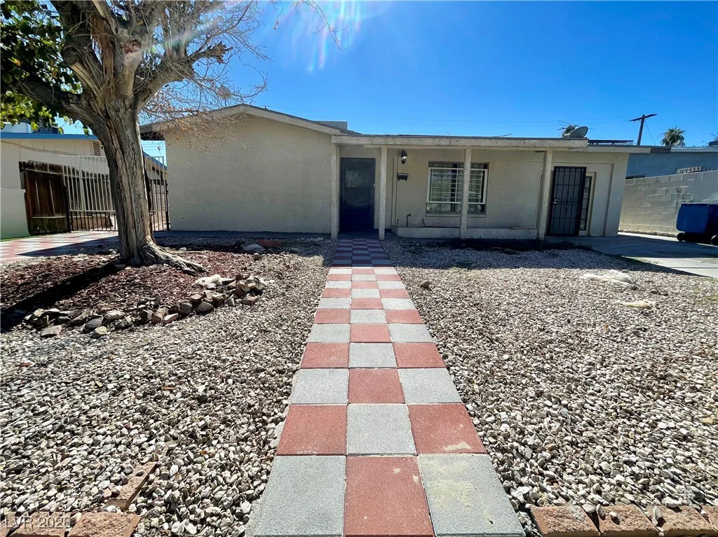 4911 Lana, Las Vegas, NV 89121