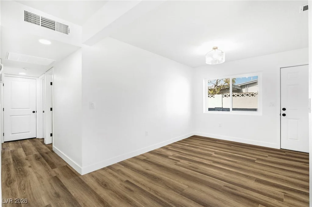 5178 Wilbur, Las Vegas, NV 89119