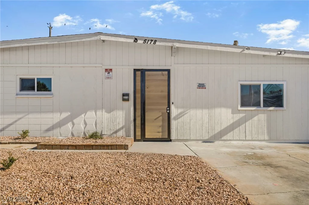 5178 Wilbur, Las Vegas, NV 89119