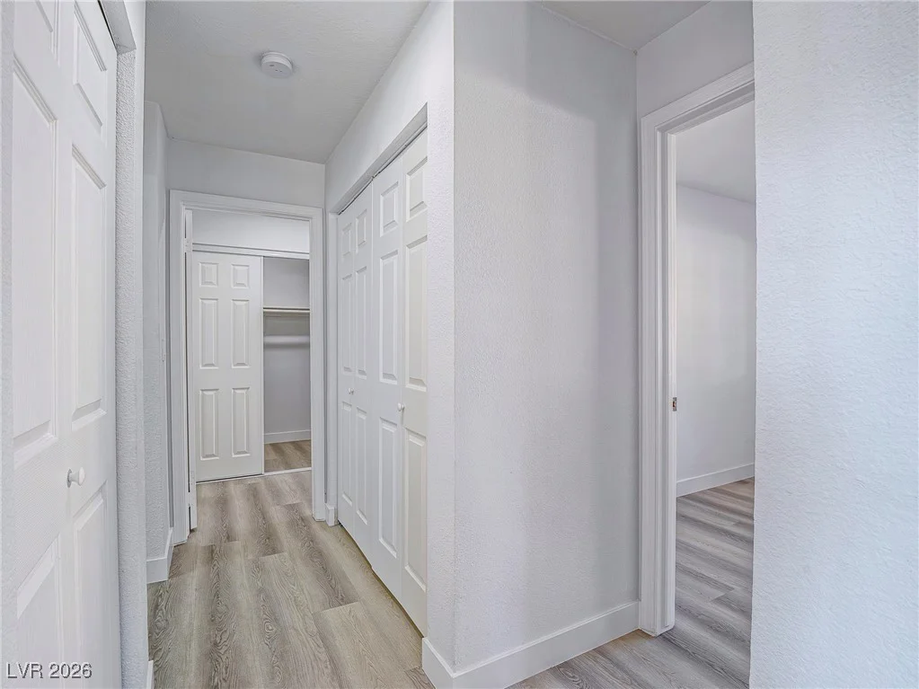 1375 Hacienda, Las Vegas, NV 89119