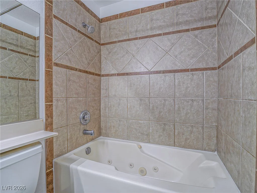1375 Hacienda, Las Vegas, NV 89119