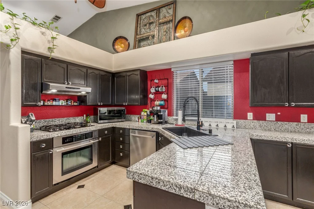 518 Dawn Cove, Henderson, NV 89052