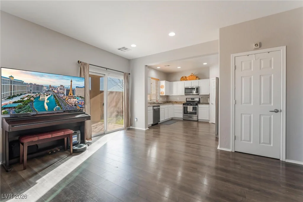 8132 Celina Hills, Las Vegas, NV 89131