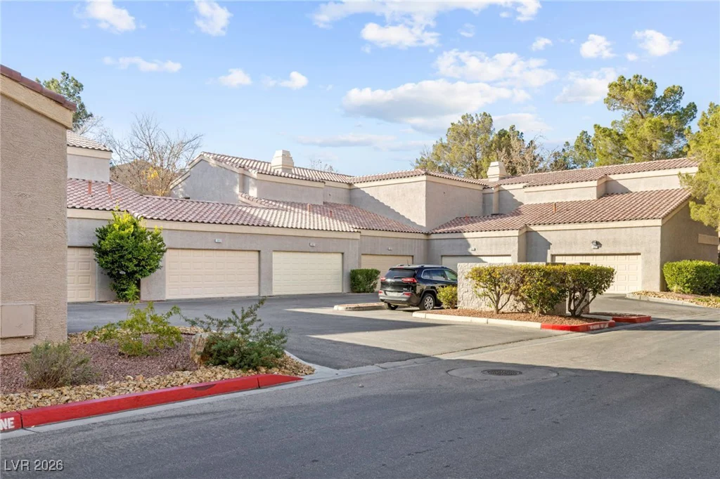 5250 Rainbow, Las Vegas, NV 89118