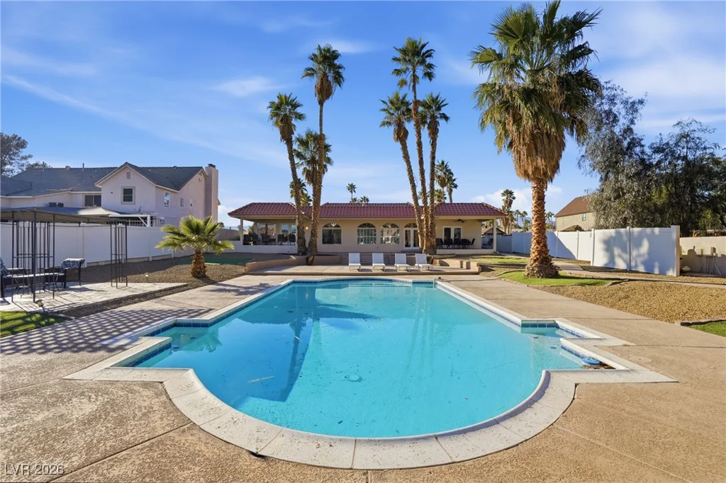 2840 Miller, Las Vegas, NV 89117