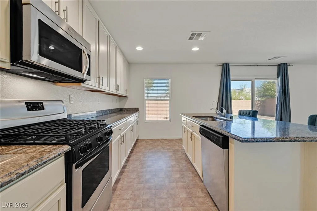 5250 Chester Creek, Las Vegas, NV 89141