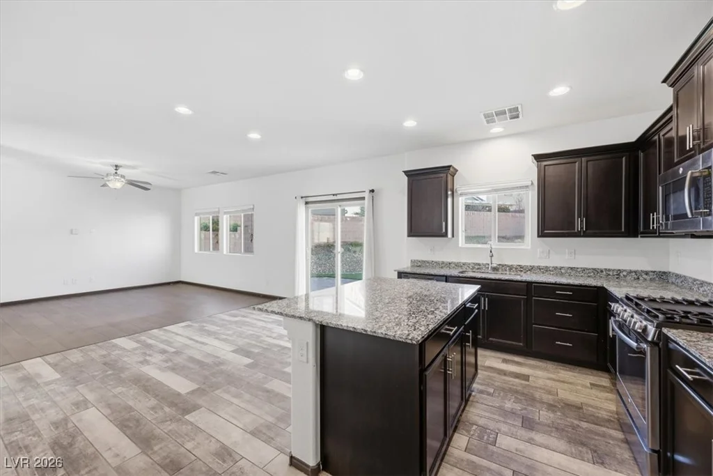 7931 Eastern Elk, Las Vegas, NV 89149