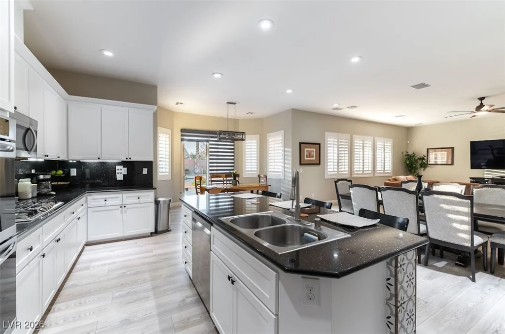 8225 Fulton Ranch, Las Vegas, NV 89131