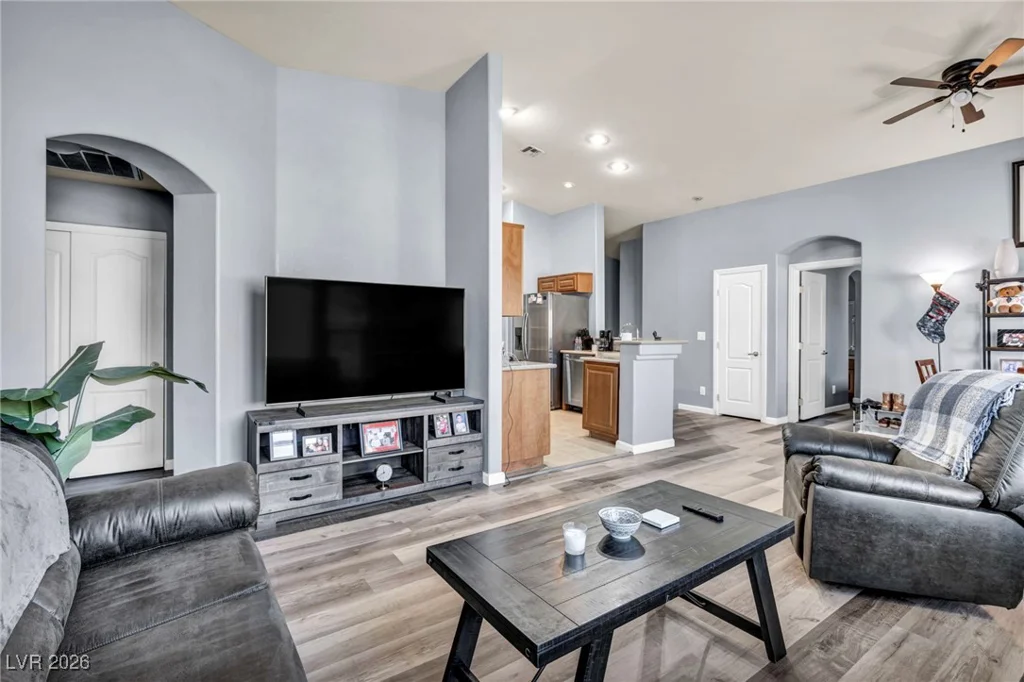 1090 Sheer Paradise, Henderson, NV 89002