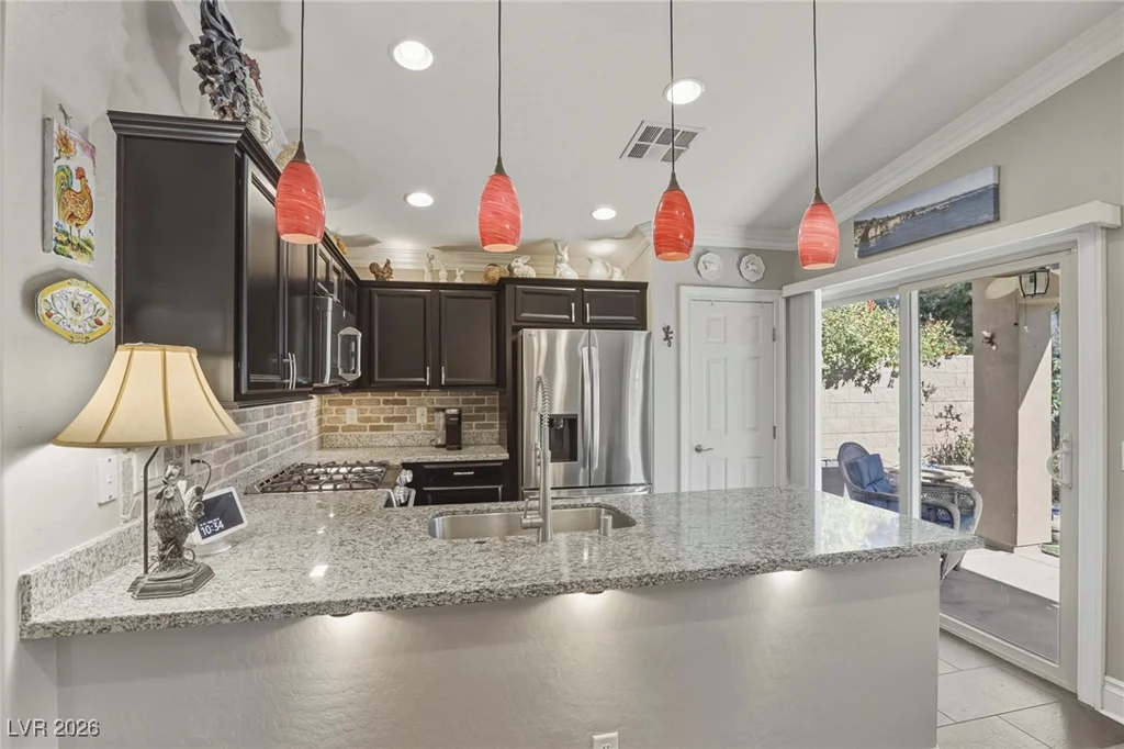 5924 Radiance Park, North Las Vegas, NV 89081