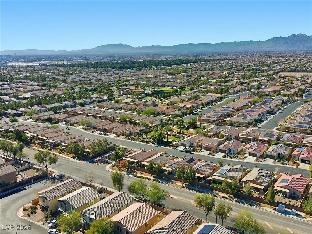 5924 Radiance Park, North Las Vegas, NV 89081