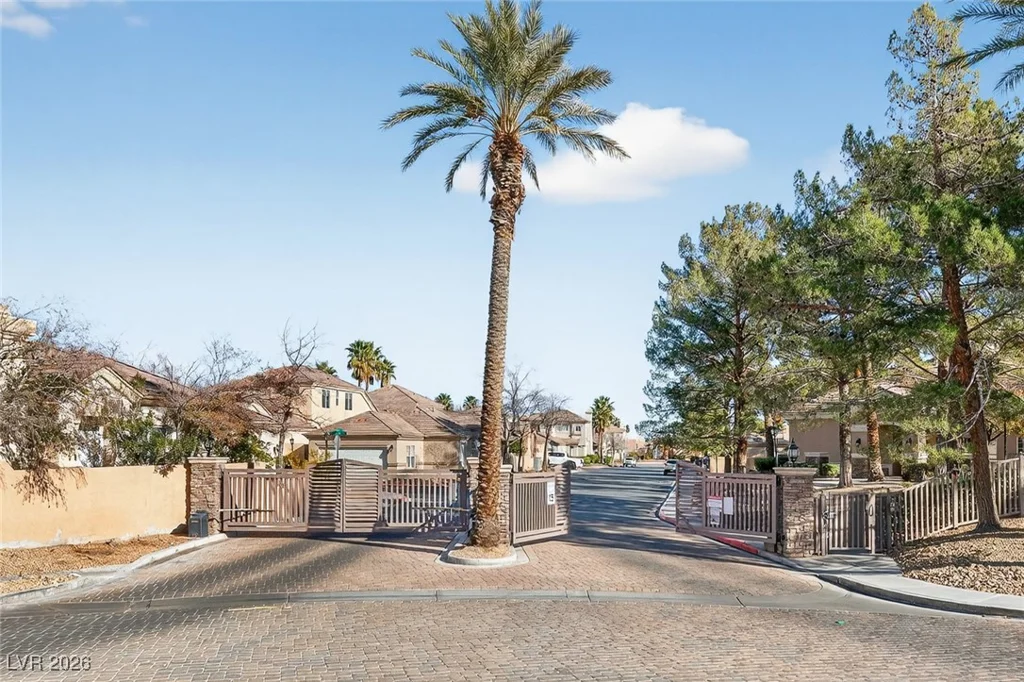 8061 Retriever, Las Vegas, NV 89147