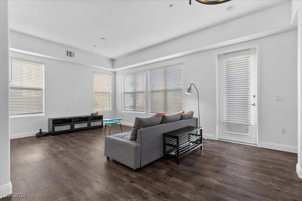 62 Serene, Las Vegas, NV 89123