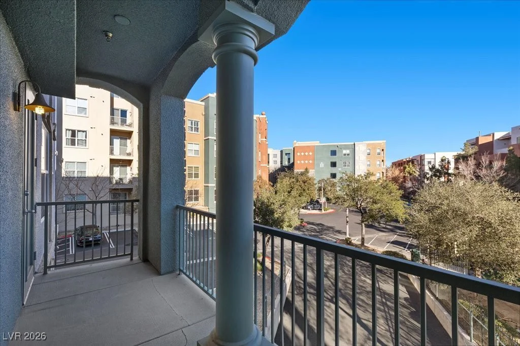 62 Serene, Las Vegas, NV 89123