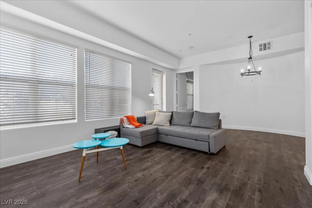 62 Serene, Las Vegas, NV 89123