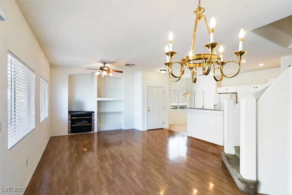 6568 Strolling Plains, Henderson, NV 89011