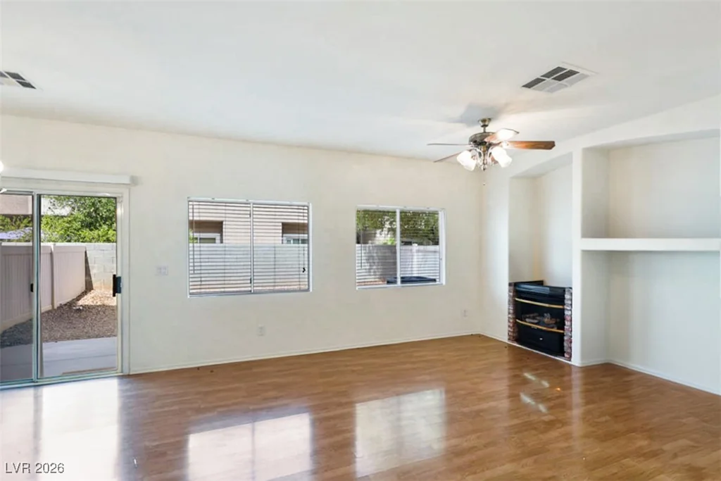 6568 Strolling Plains, Henderson, NV 89011