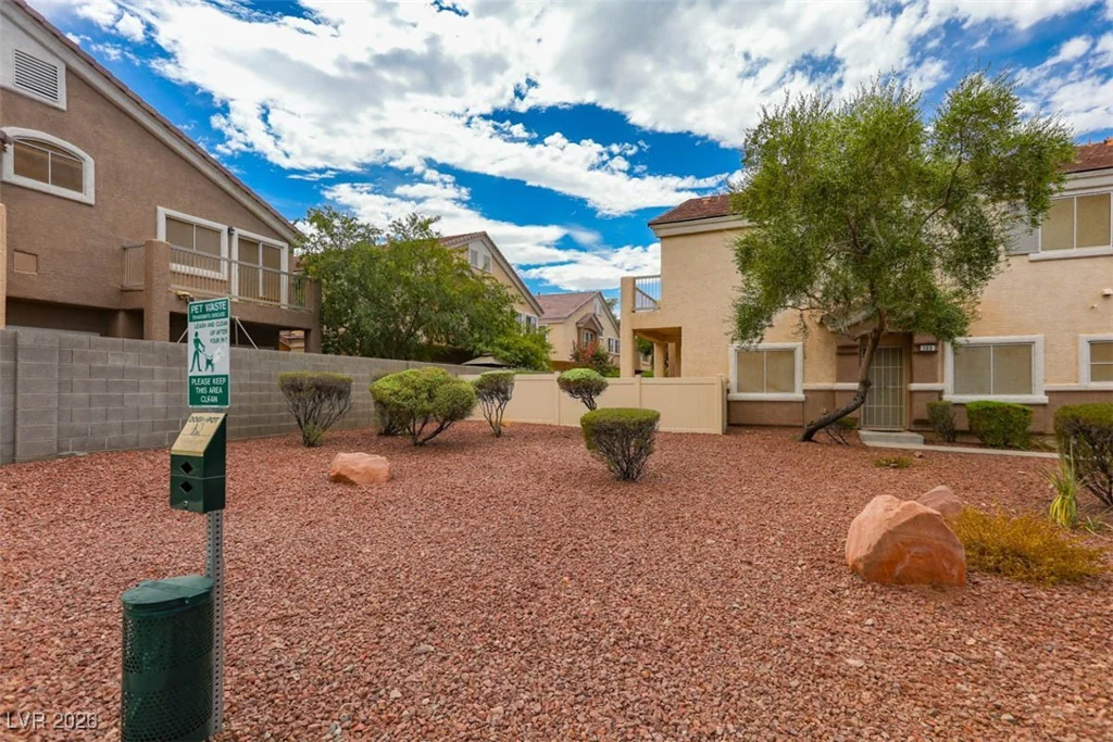 6568 Strolling Plains, Henderson, NV 89011