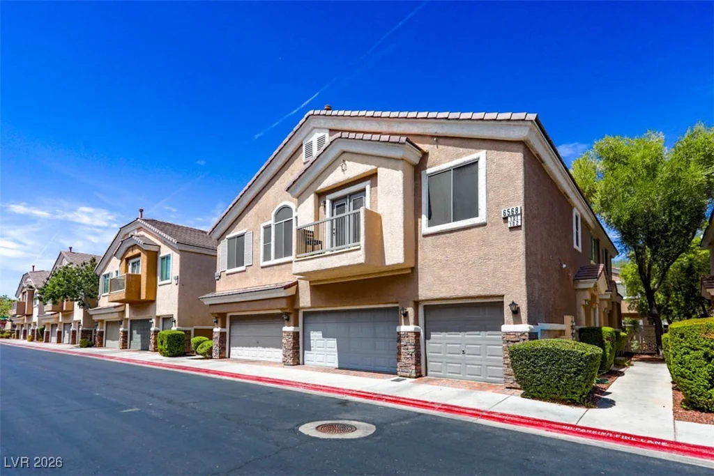 6568 Strolling Plains, Henderson, NV 89011