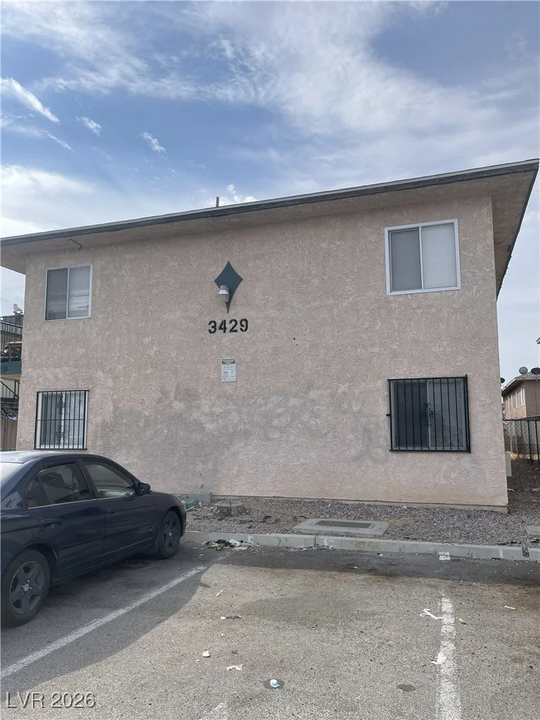3429 Cheyenne, North Las Vegas, NV 89030