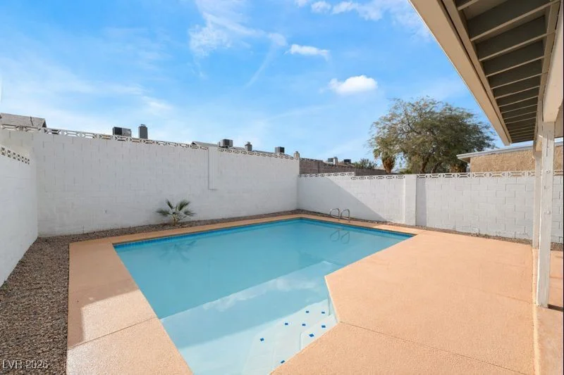 516 Inness, Henderson, NV 89011