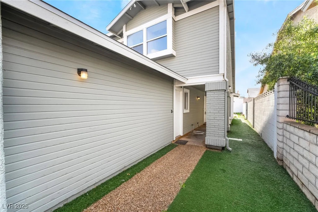 516 Inness, Henderson, NV 89011