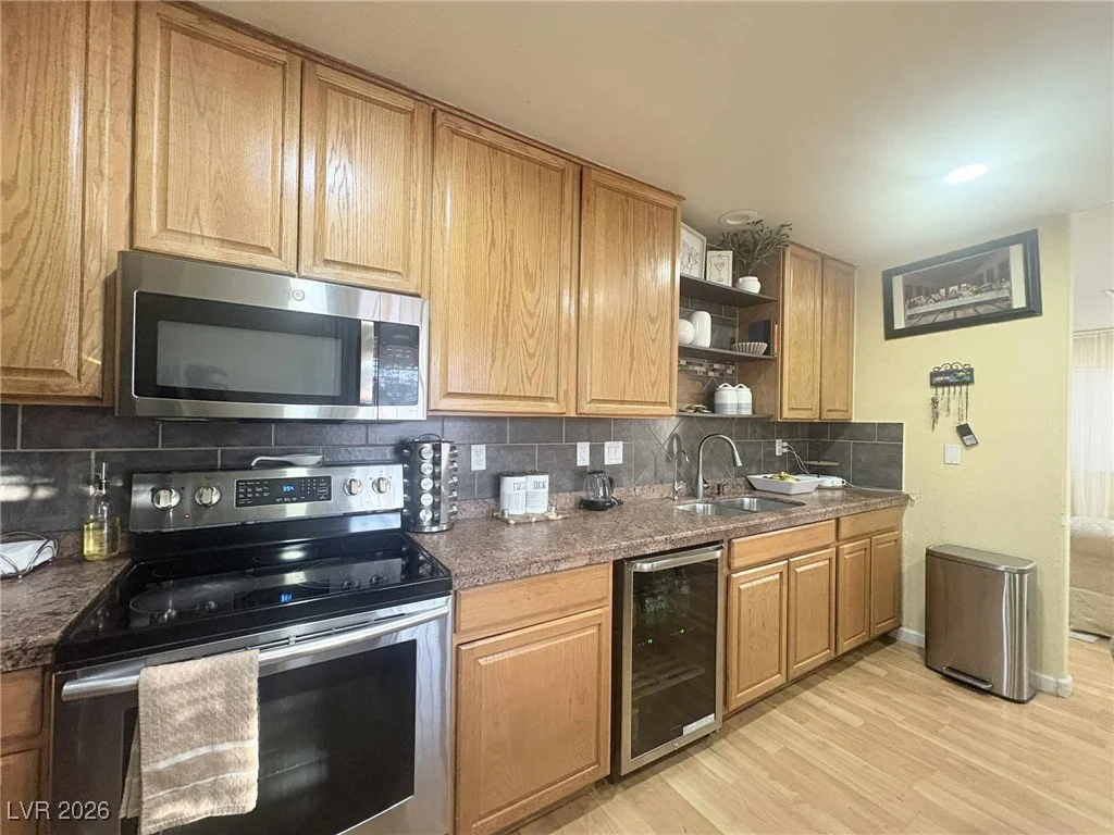 4302 Paramount, Las Vegas, NV 89115