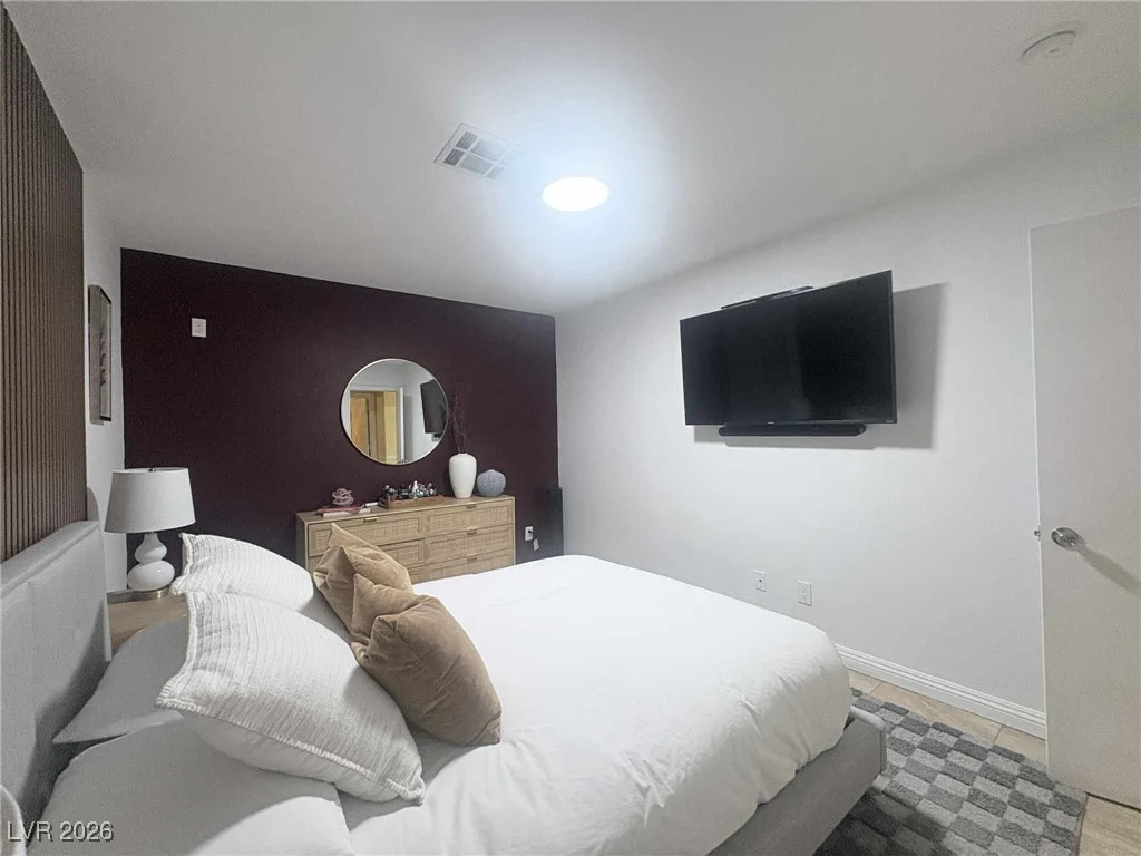 4302 Paramount, Las Vegas, NV 89115