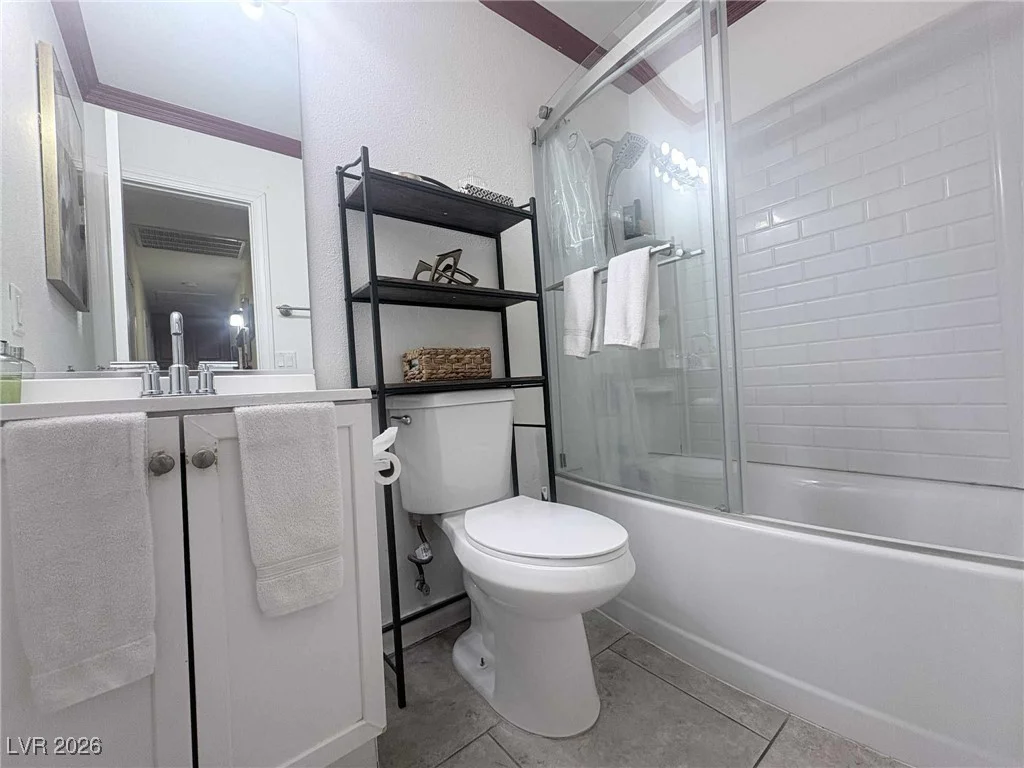 4302 Paramount, Las Vegas, NV 89115